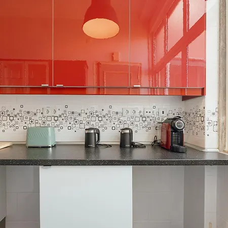 Gasthof Gaspar House In Areeiro By Hosty Lissabon