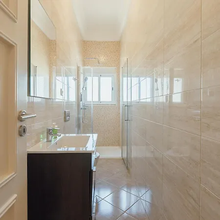 Gaspar House In Areeiro By Hosty Lissabon